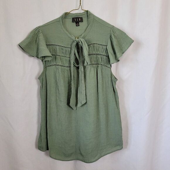 O.L.M. Medium Green Top Front Tie Gauze BOHO flutter sleeves crochet hippie EUC - Picture 10 of 10
